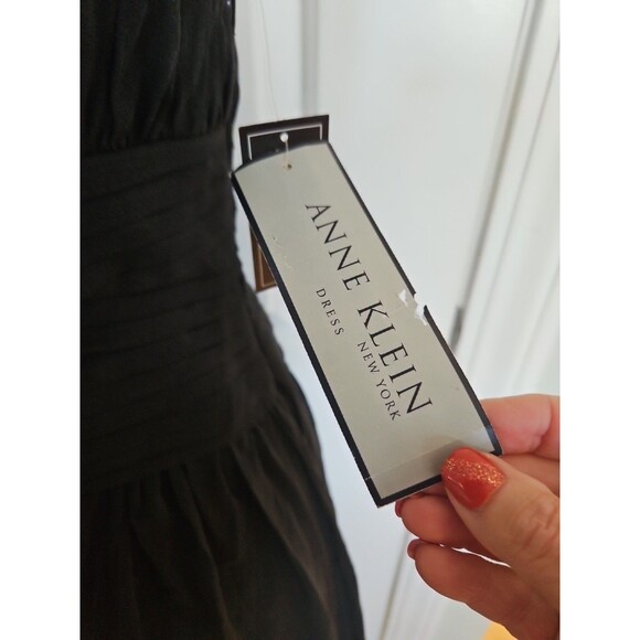 Anne Klein Silk Halter Roman Holiday Cocktail Dress: Size 6 NWT Feminine, Flirty - Picture 5 of 14